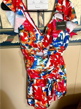 AIDONGER Vibrant Floral swimsuit